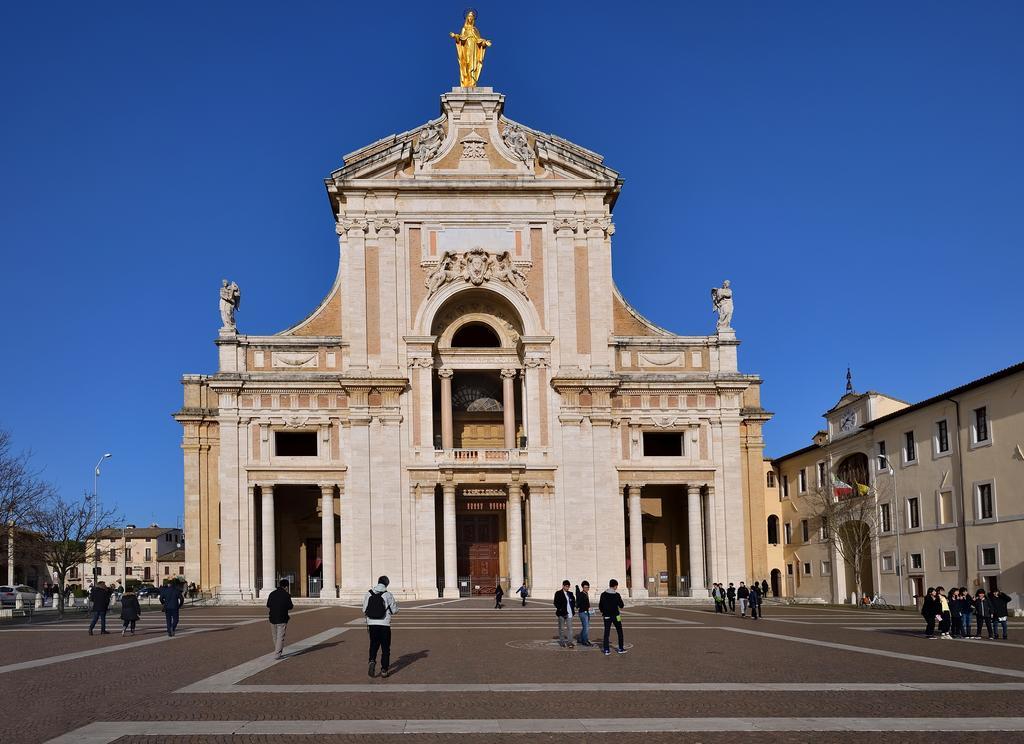 La Corte Degli Angeli Locazioni Turistiche Assisi Exterior foto